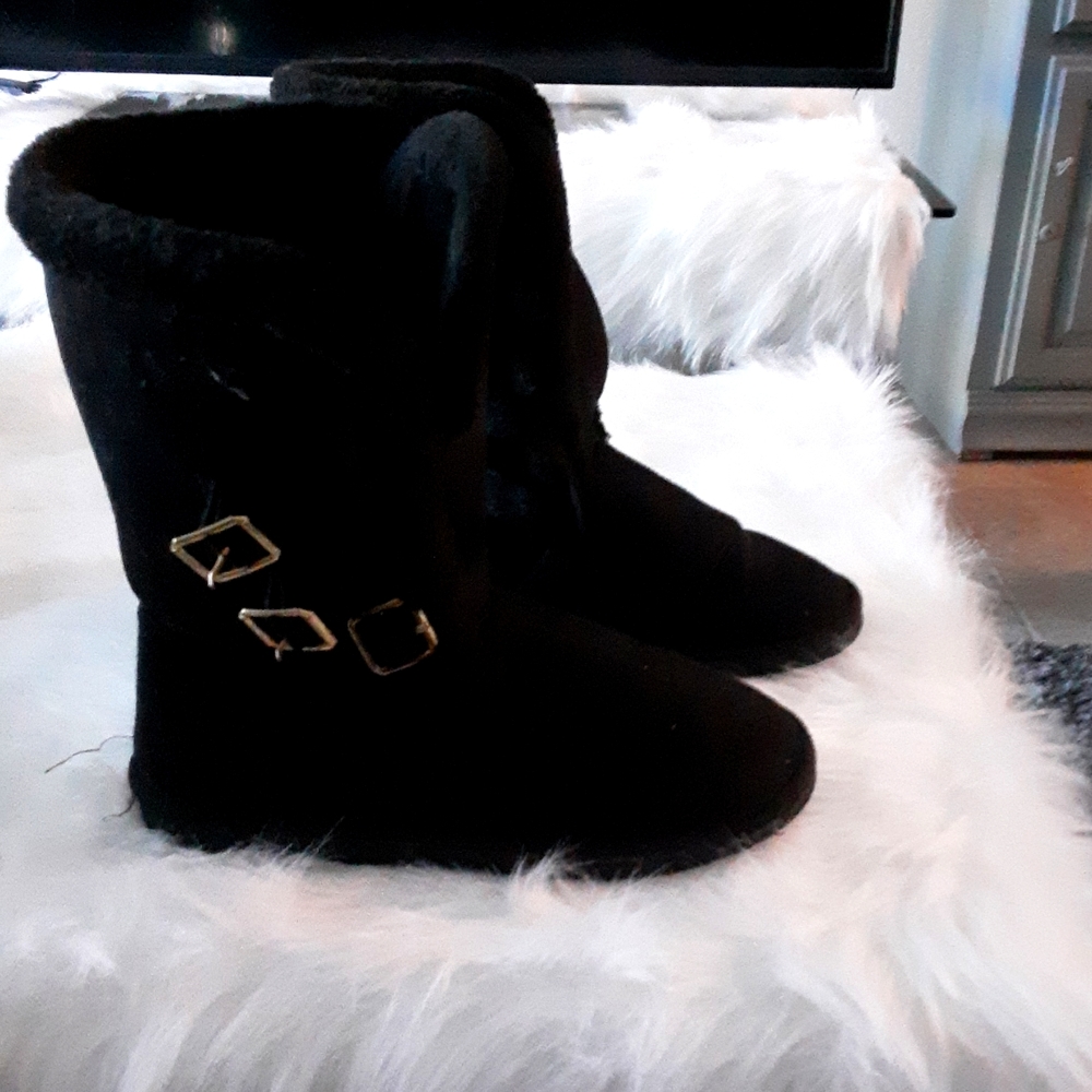 Women's size 7 boots
